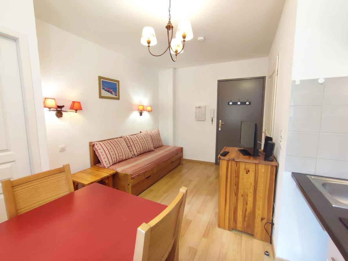 Pat 83, T2, Centre Luchon, Wifi, Casier A Skis, 4 Personnes Bagneres-de-Luchon Exterior photo