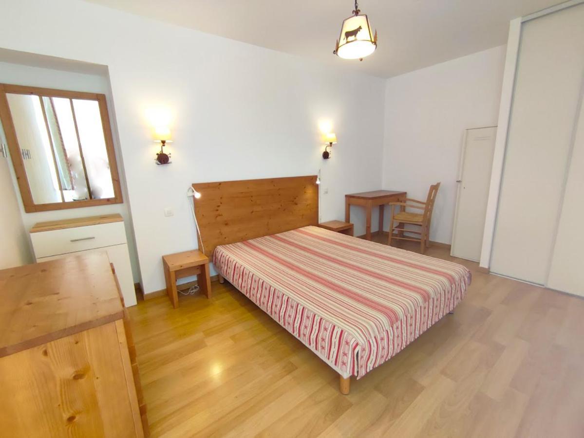 Pat 83, T2, Centre Luchon, Wifi, Casier A Skis, 4 Personnes Bagneres-de-Luchon Exterior photo